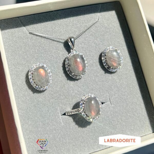 Flashy Labradorite Top Quality Natural Stone Earrings, Pendant and Ring Set - Silver 925