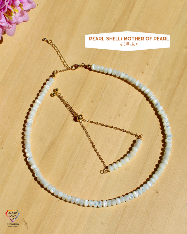 Pearl Shell / Mother of Pearl Natural Stone Choker Necklace with Gold Plated Hooks